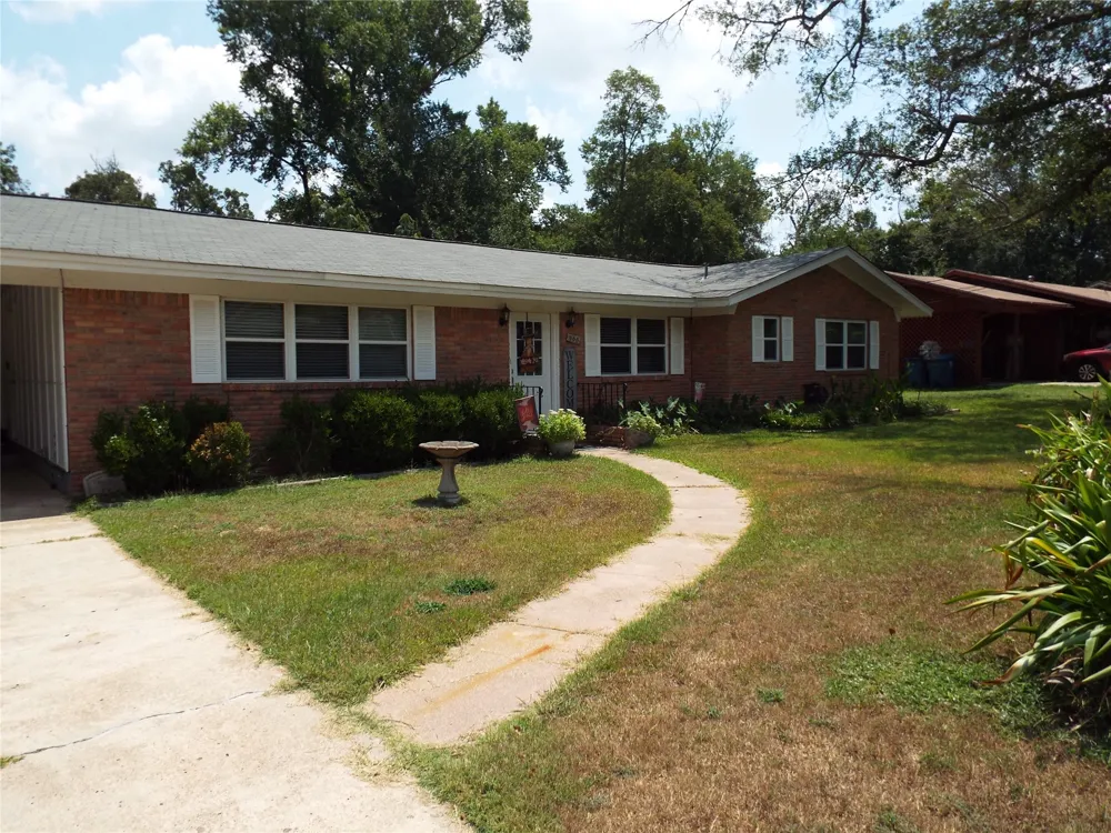 808 Shady Trail Athens, TX 75751
