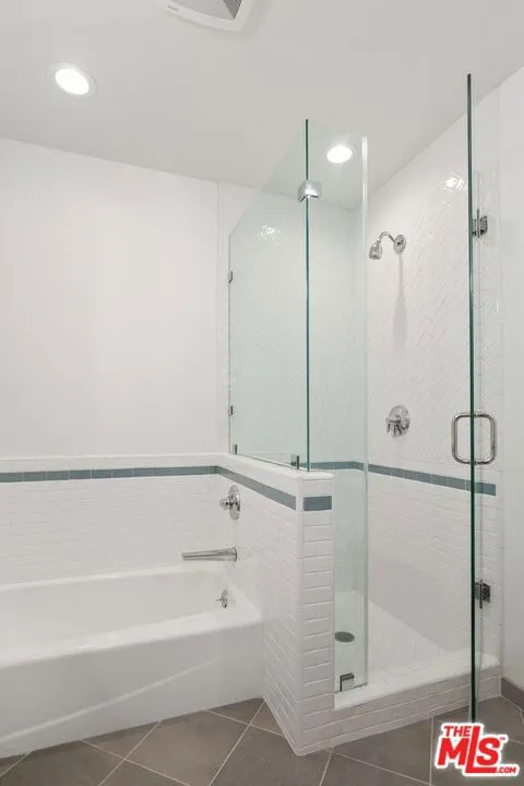 6204 S Corning Avenue Los Angeles, CA 90056