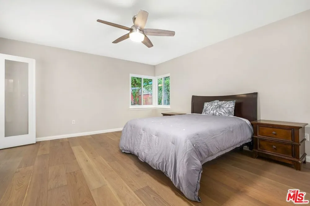 6204 S Corning Avenue Los Angeles, CA 90056