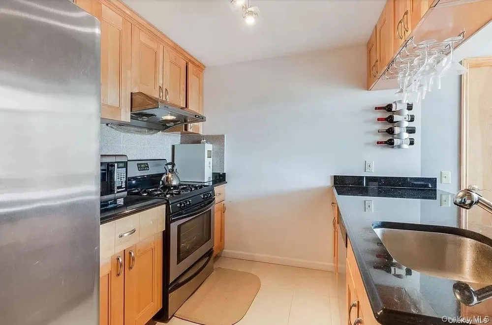 63-14 Queens Boulevard #8H Woodside, NY 11377