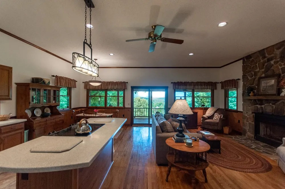 Dowdle Mountain Road Franklin, NC 28734