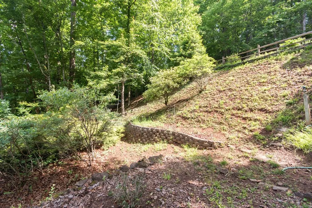 Dowdle Mountain Road Franklin, NC 28734