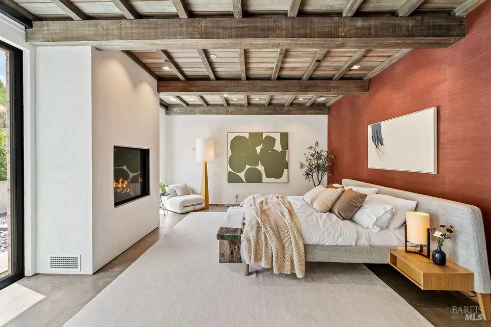 5366 Linda Lane Santa Rosa, CA 95404