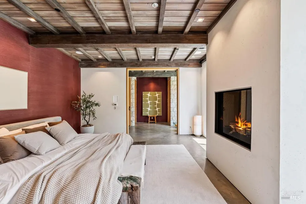 5366 Linda Lane Santa Rosa, CA 95404