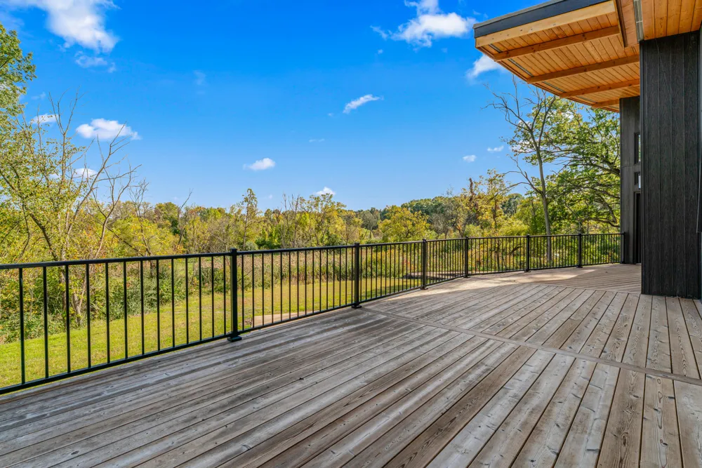 220 Robbins Road Valparaiso, IN 46385
