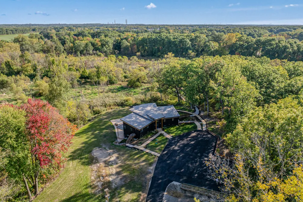 220 Robbins Road Valparaiso, IN 46385