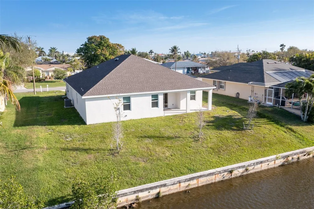 1452 SE 13TH TERRACE Cape Coral, FL 33990