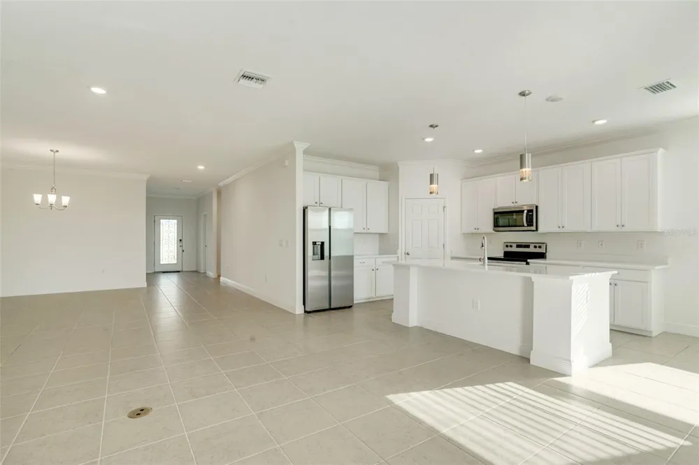 1452 SE 13TH TERRACE Cape Coral, FL 33990