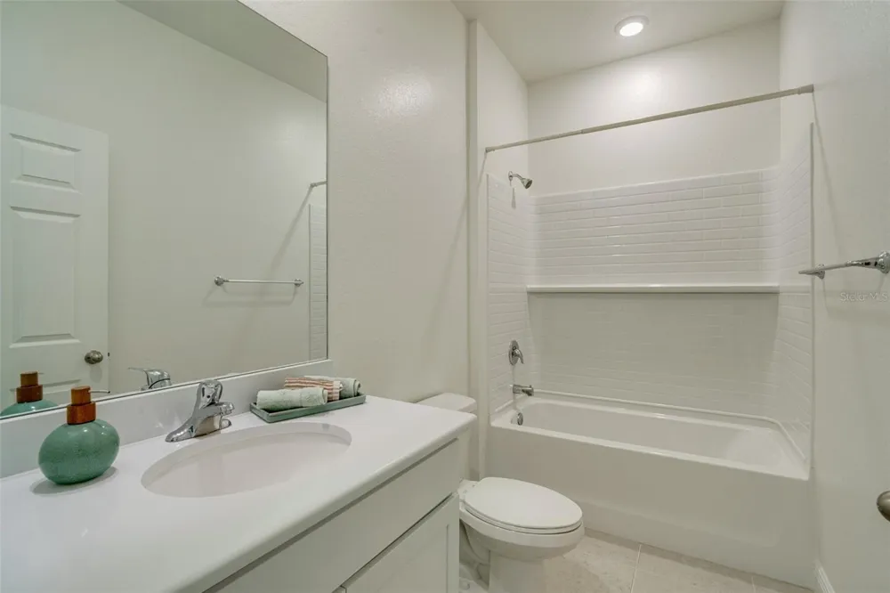 1452 SE 13TH TERRACE Cape Coral, FL 33990