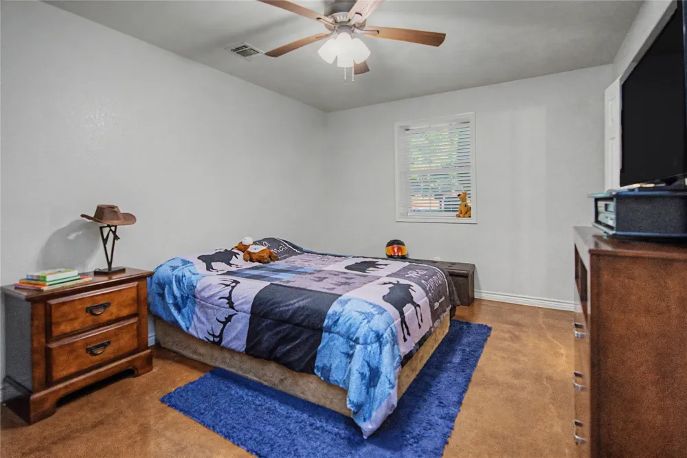835 Wood Hollow Drive Weatherford, TX 76087