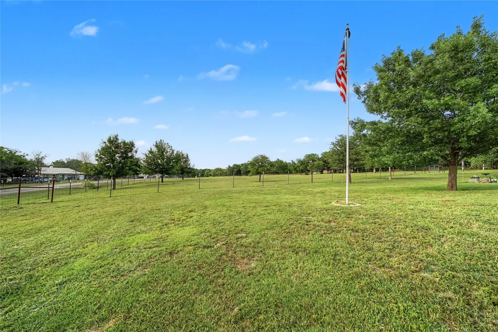 835 Wood Hollow Drive Weatherford, TX 76087
