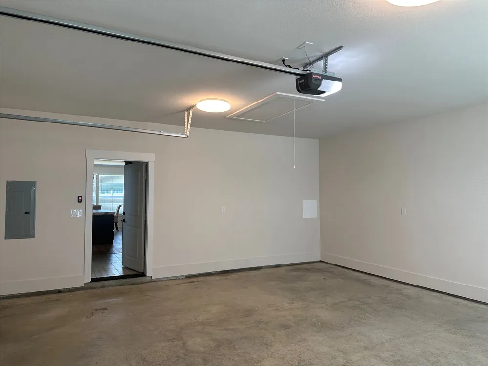 1033 Queen Elizabeth Drive Waco, TX 76657