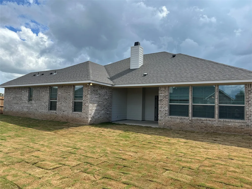 1033 Queen Elizabeth Drive Waco, TX 76657