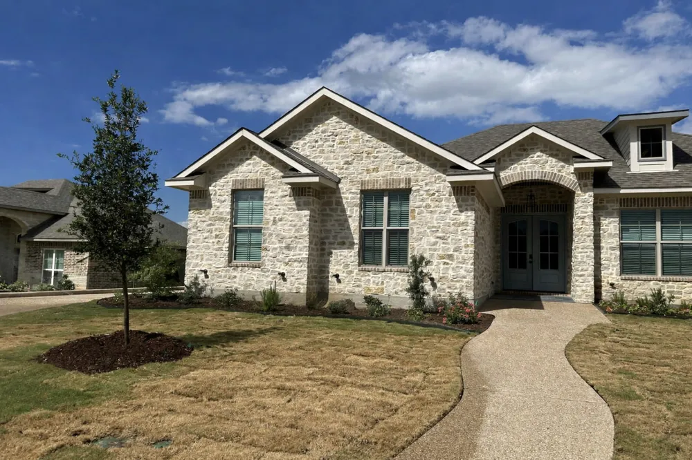 1033 Queen Elizabeth Drive Waco, TX 76657