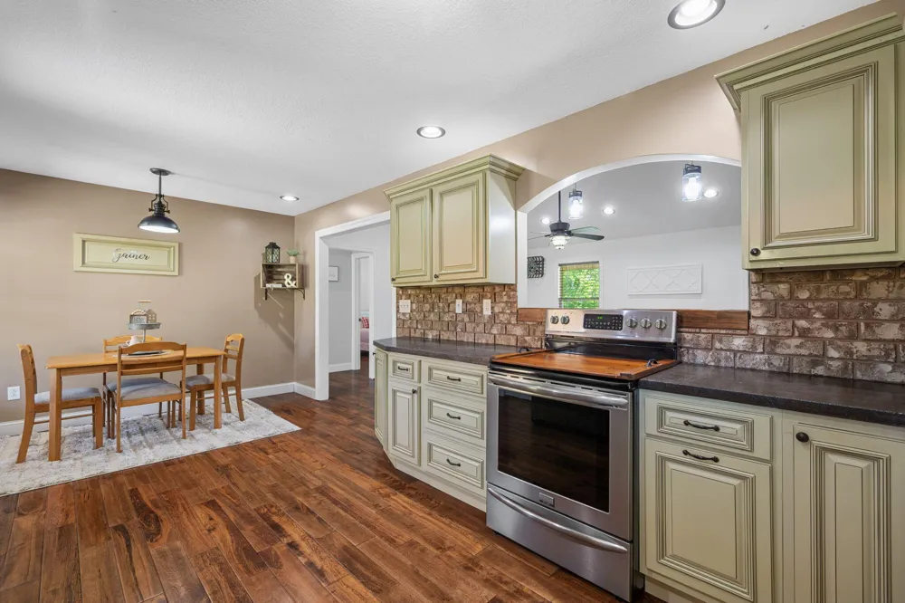 8851 Ra Griffith Highway Whitwell, TN 37397