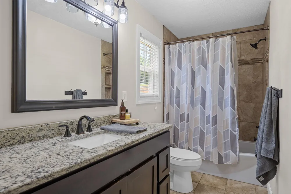 8851 Ra Griffith Highway Whitwell, TN 37397