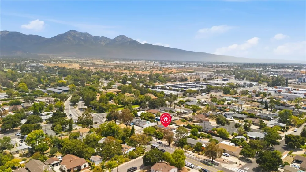 224 S Mills Claremont, CA 91711