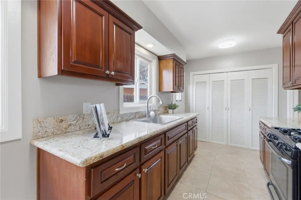 224 S Mills Claremont, CA 91711