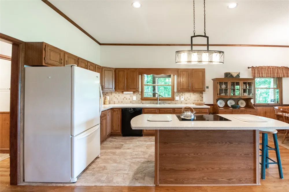 1424 Dowdle Mountain Road Franklin, NC 28734