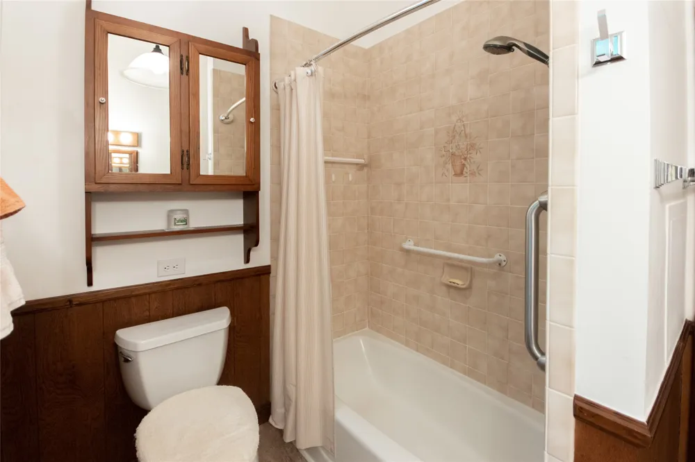 1424 Dowdle Mountain Road Franklin, NC 28734