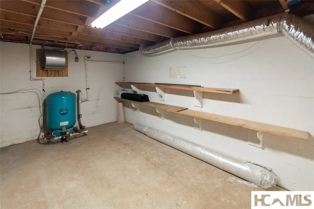 1424 Dowdle Mountain Road Franklin, NC 28734