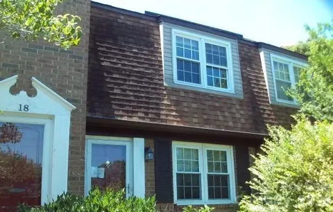 911 Nottingham Drive #19