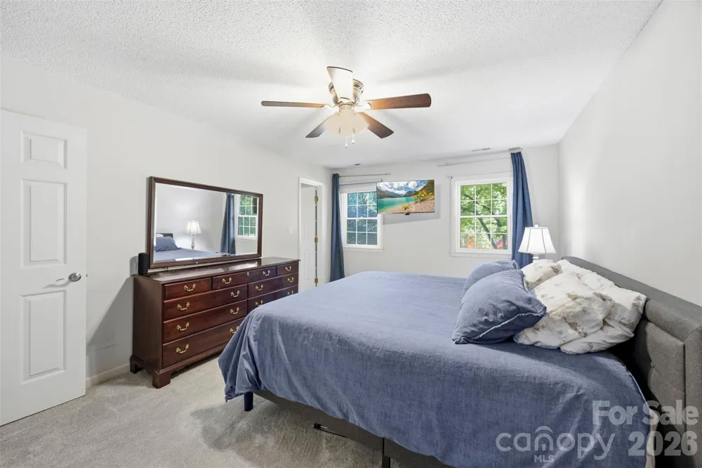 2106 Kings Drive Gastonia, NC 28056