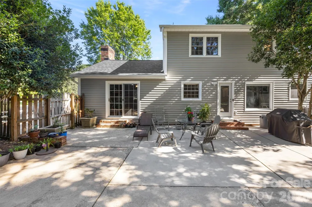 2106 Kings Drive Gastonia, NC 28056