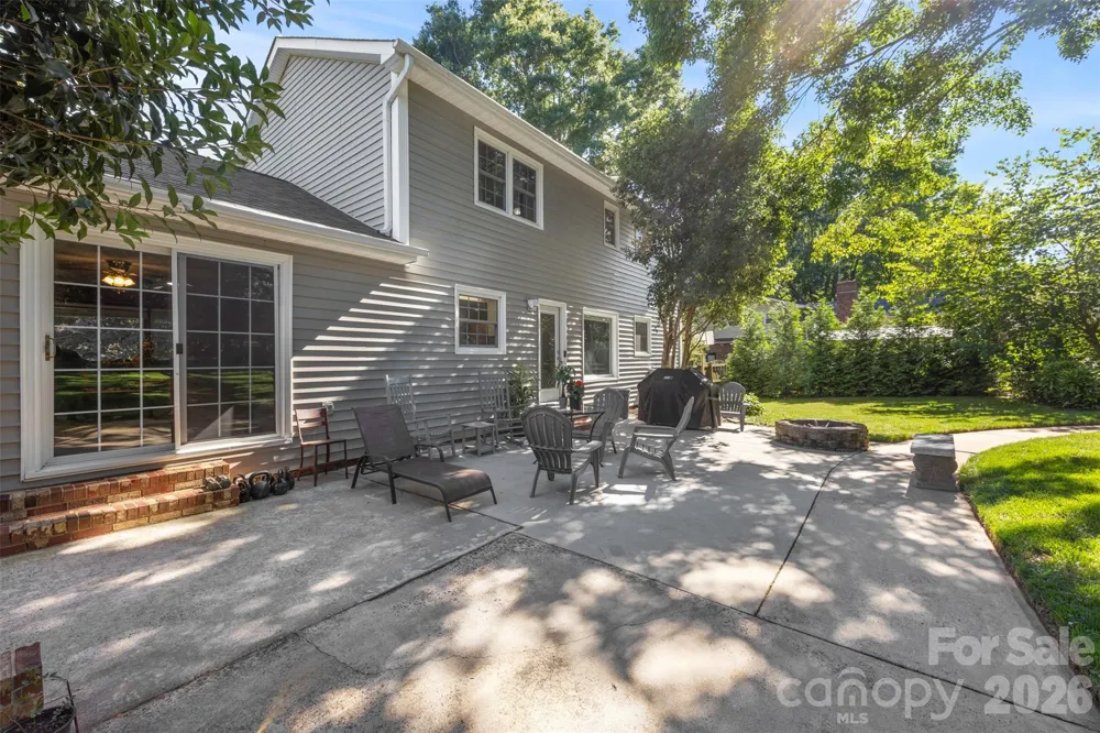 2106 Kings Drive Gastonia, NC 28056