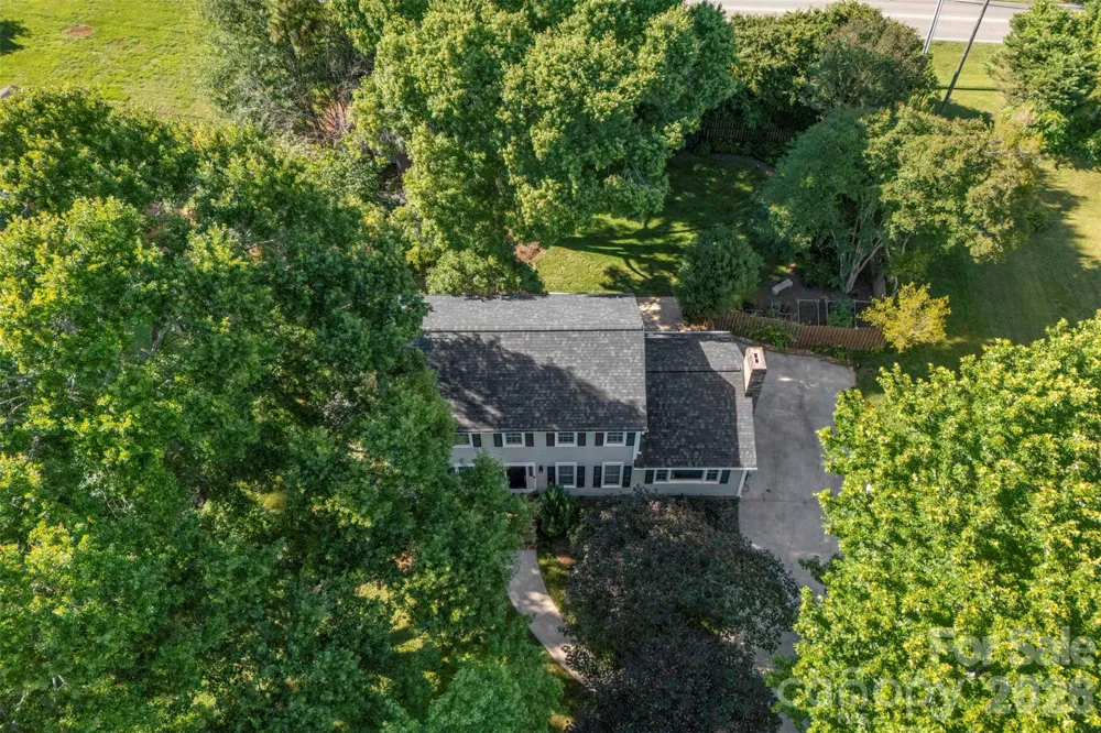 2106 Kings Drive Gastonia, NC 28056