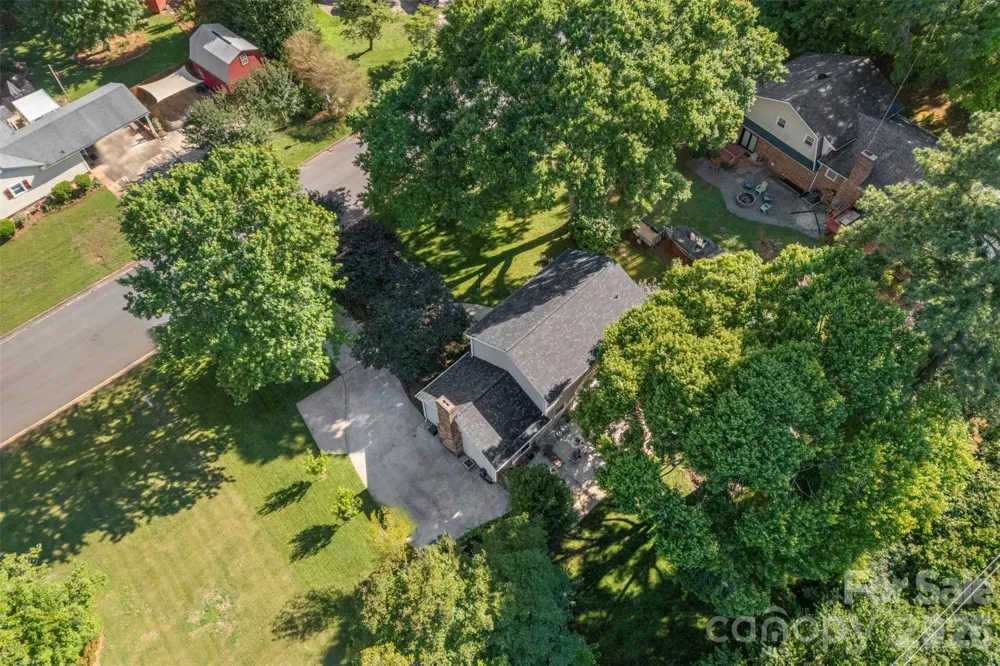 2106 Kings Drive Gastonia, NC 28056