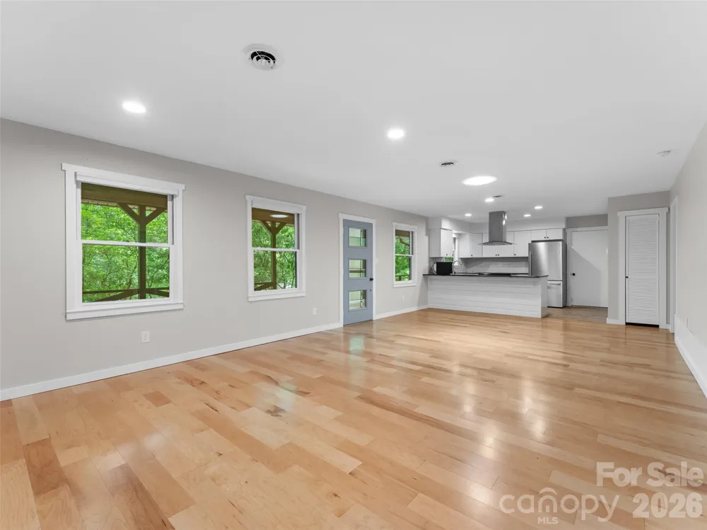 90 Cheestoonaya Way Brevard, NC 28712