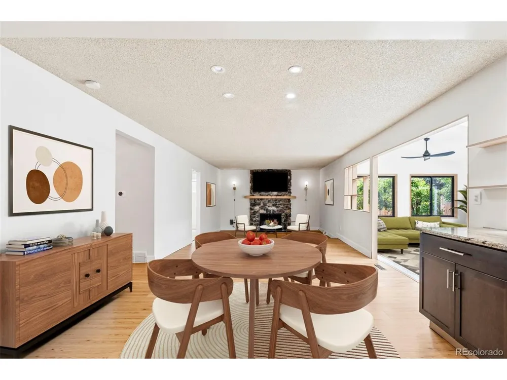 1684 E Dry Creek Place Centennial, CO 80122