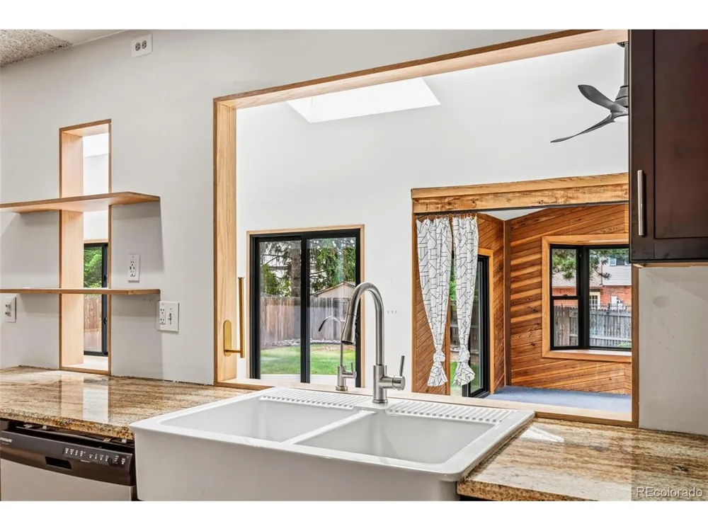1684 E Dry Creek Place Centennial, CO 80122