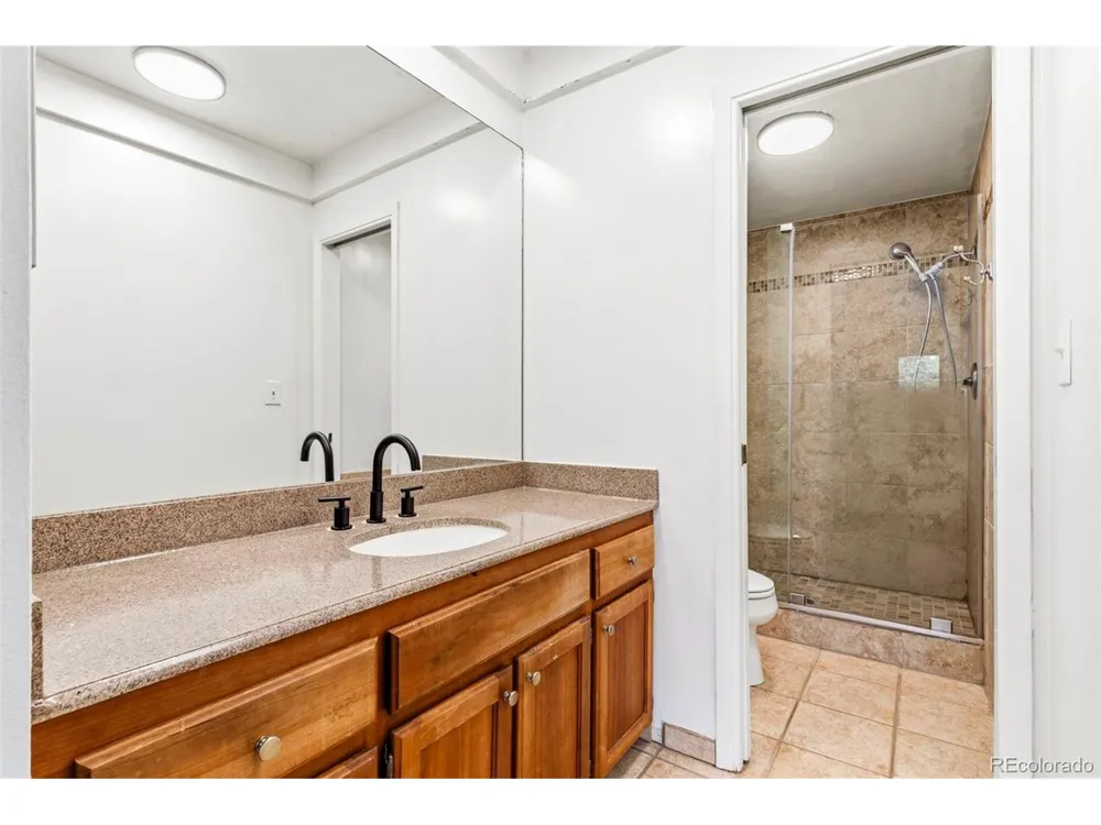 1684 E Dry Creek Place Centennial, CO 80122