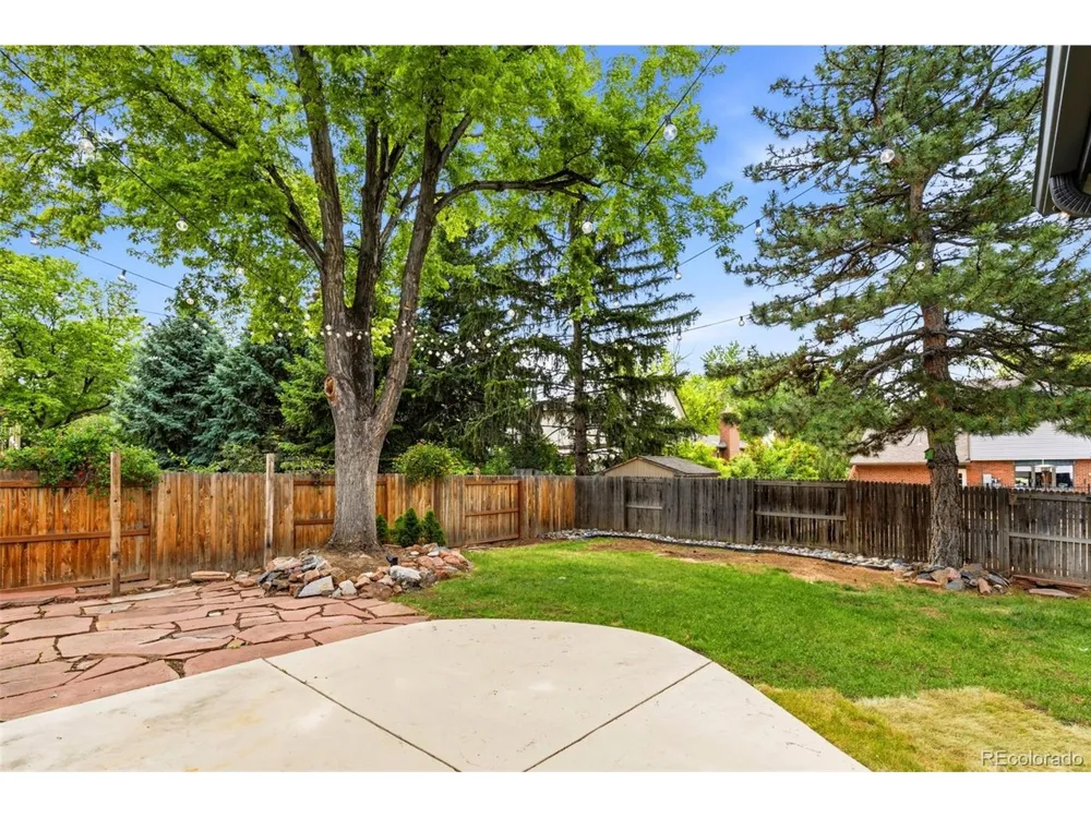1684 E Dry Creek Place Centennial, CO 80122
