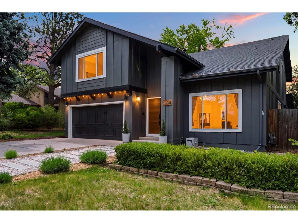 1684 E Dry Creek Place Centennial, CO 80122