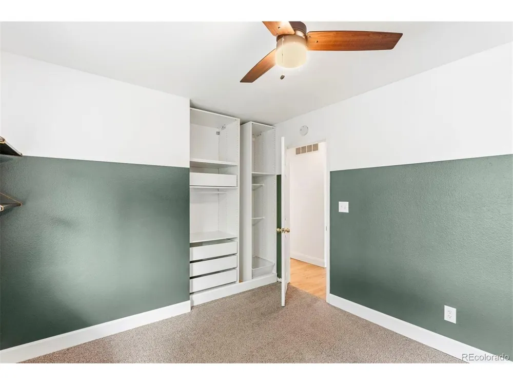 1684 E Dry Creek Place Centennial, CO 80122