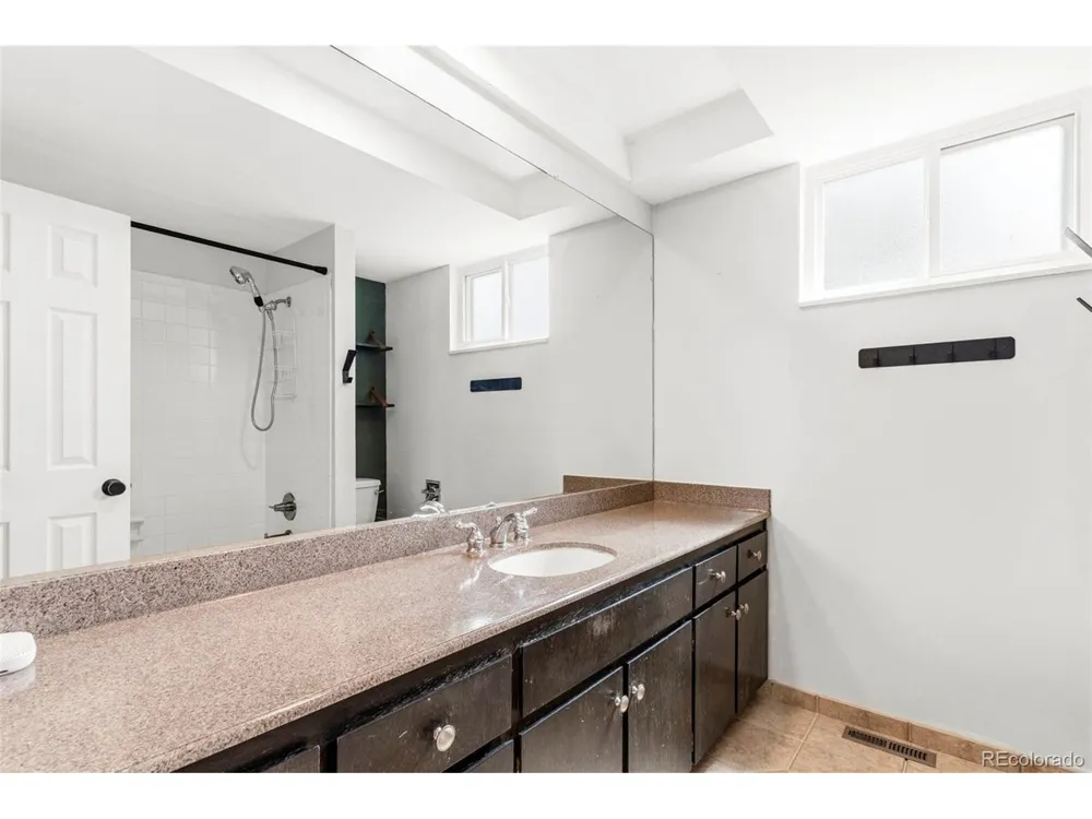 1684 E Dry Creek Place Centennial, CO 80122