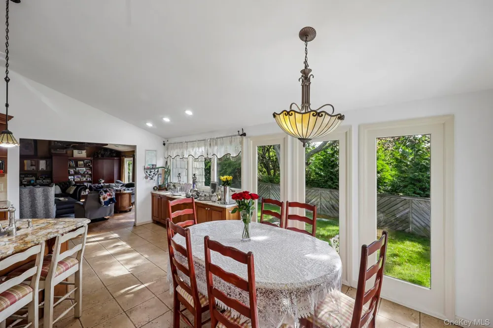 1304 Harbor Road Hewlett Harbor, NY 11557