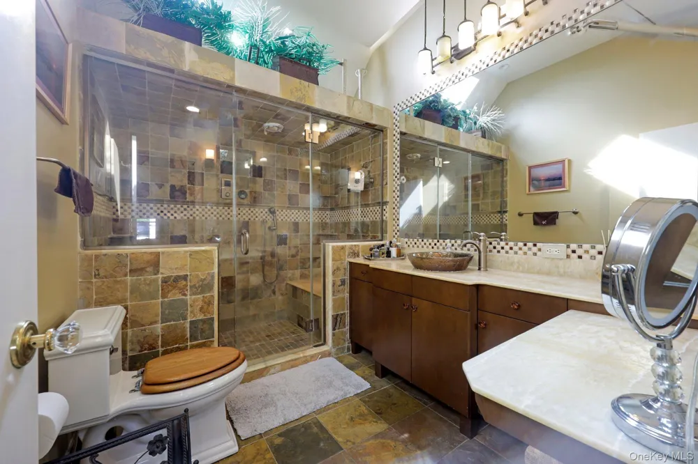 1304 Harbor Road Hewlett Harbor, NY 11557
