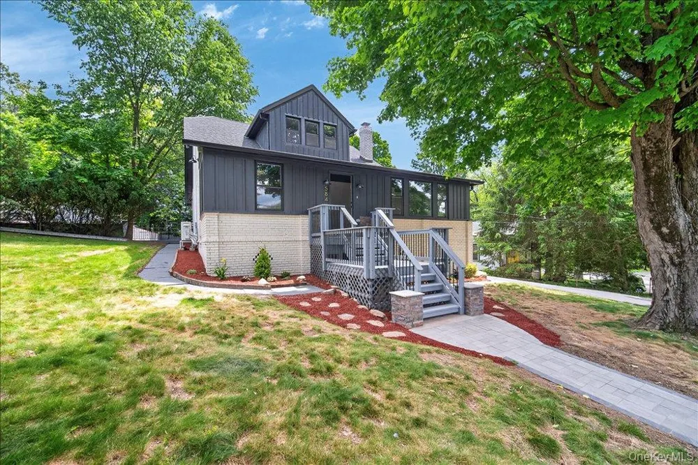584 Shore Drive New Windsor, NY 12553