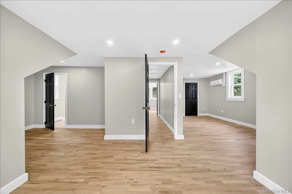 584 Shore Drive New Windsor, NY 12553