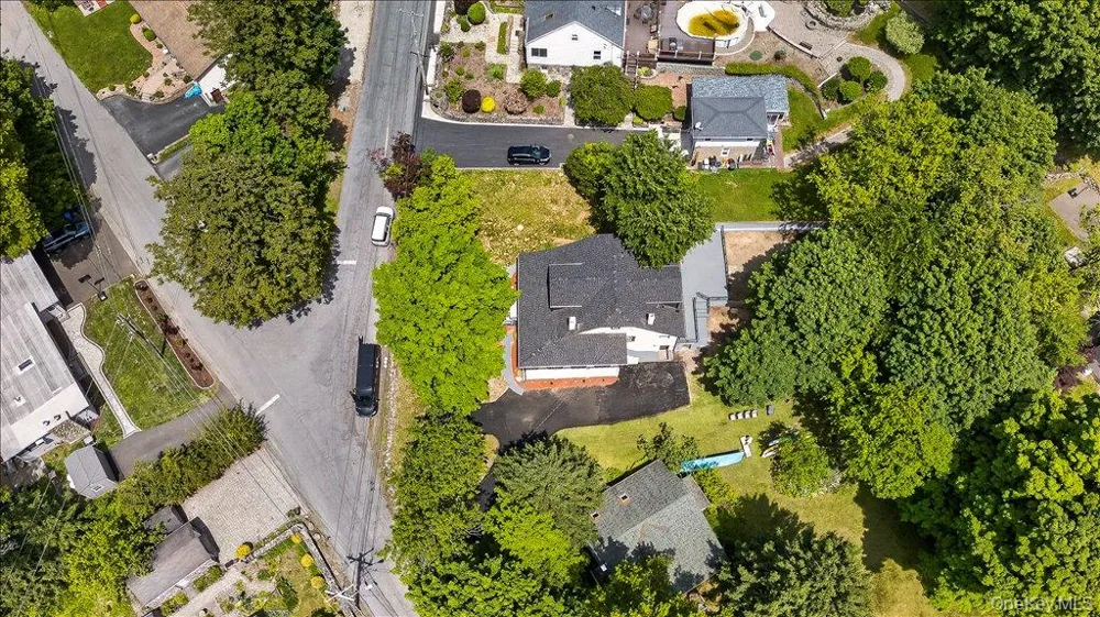 584 Shore Drive New Windsor, NY 12553