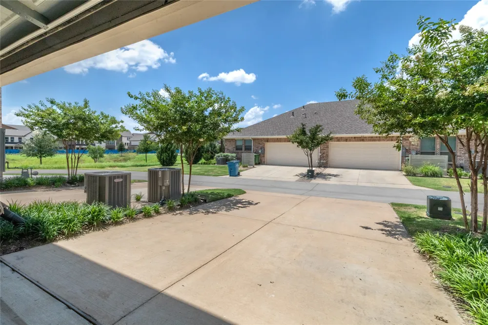 413 Parkside Drive Argyle, TX 76226