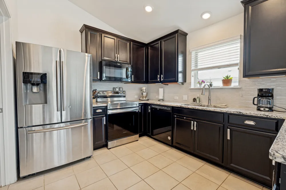 1618 Woodlands Drive Kyle, TX 78640
