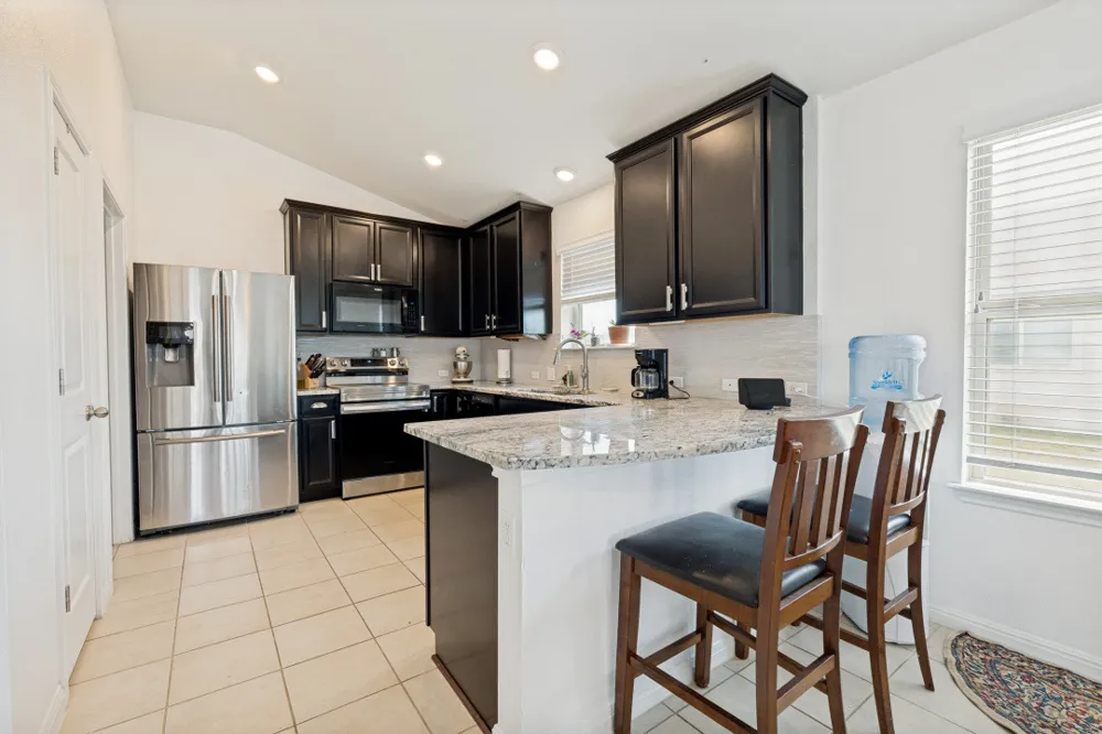 1618 Woodlands Drive Kyle, TX 78640