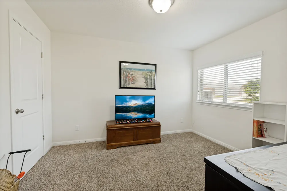 1618 Woodlands Drive Kyle, TX 78640