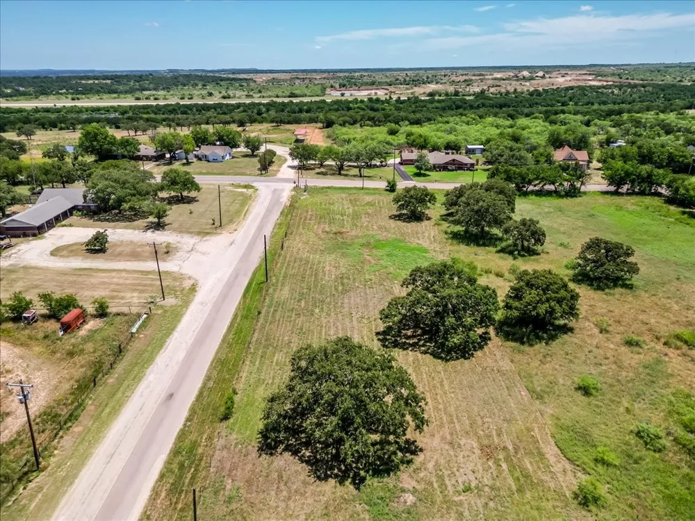 Oakwood Avenue Jacksboro, TX 76458
