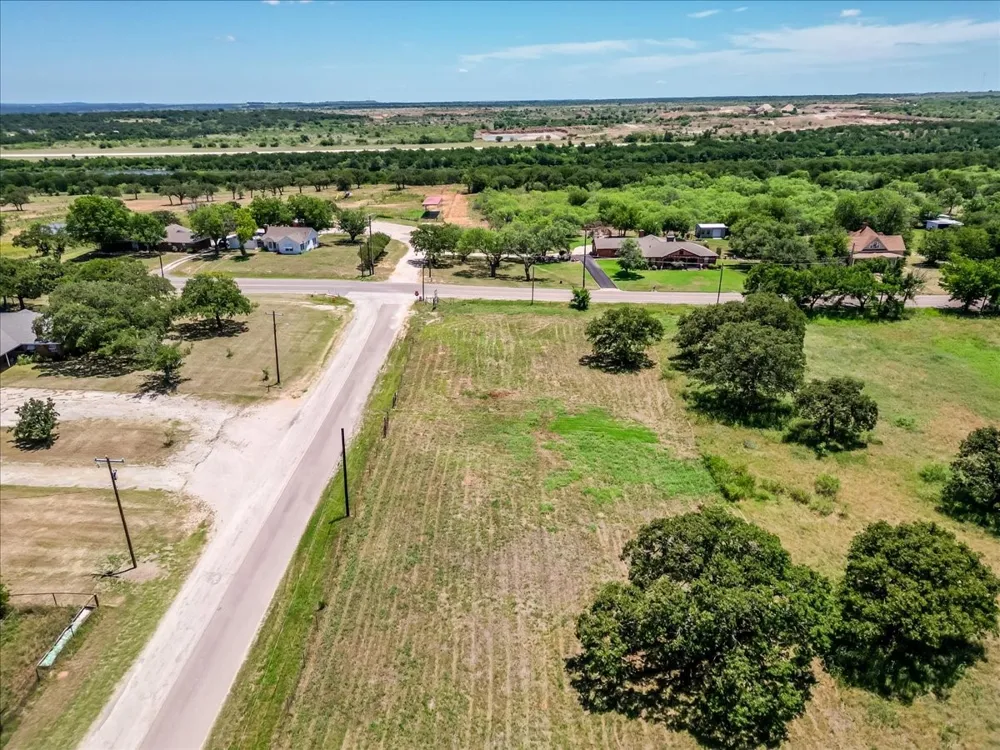 Oakwood Avenue Jacksboro, TX 76458